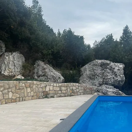 Apartamento With Infinity Pool